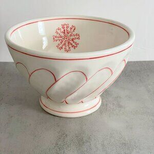 Anthropologie X Molly Hatch Snowflake Swirl Holiday 4" Soup Cereal Latte Bowl